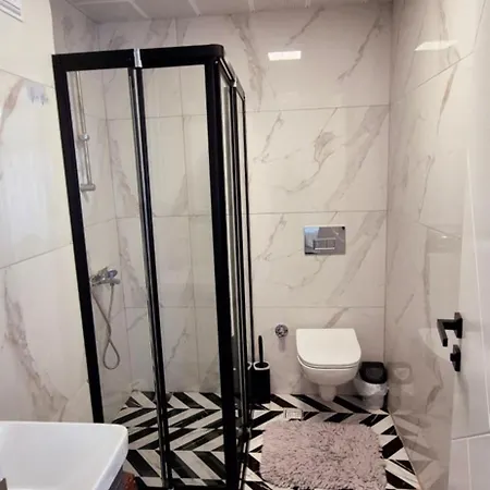 Apartman Denize Yakin Lueks *