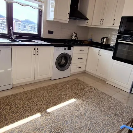 Apartman Denize Yakin Lueks Alanya