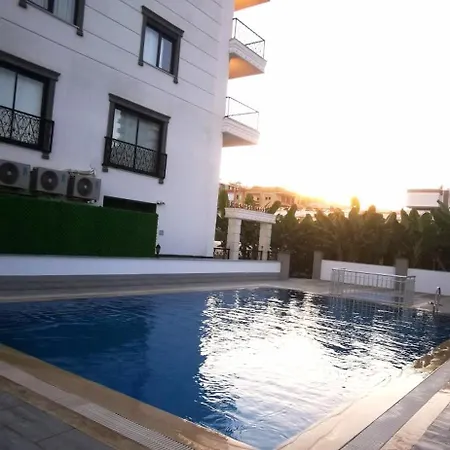 Denize Yakin Lueks Apartamento