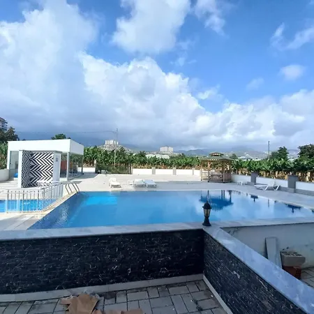 Denize Yakin Lueks Apartamento Alanya