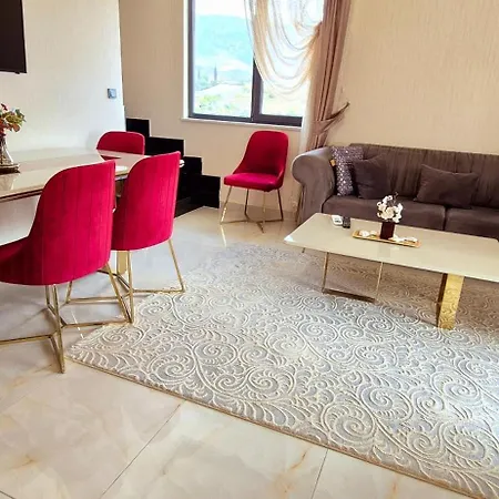 Denize Yakin Lueks Apartamento