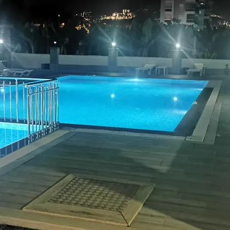 Apartamento Denize Yakin Lueks